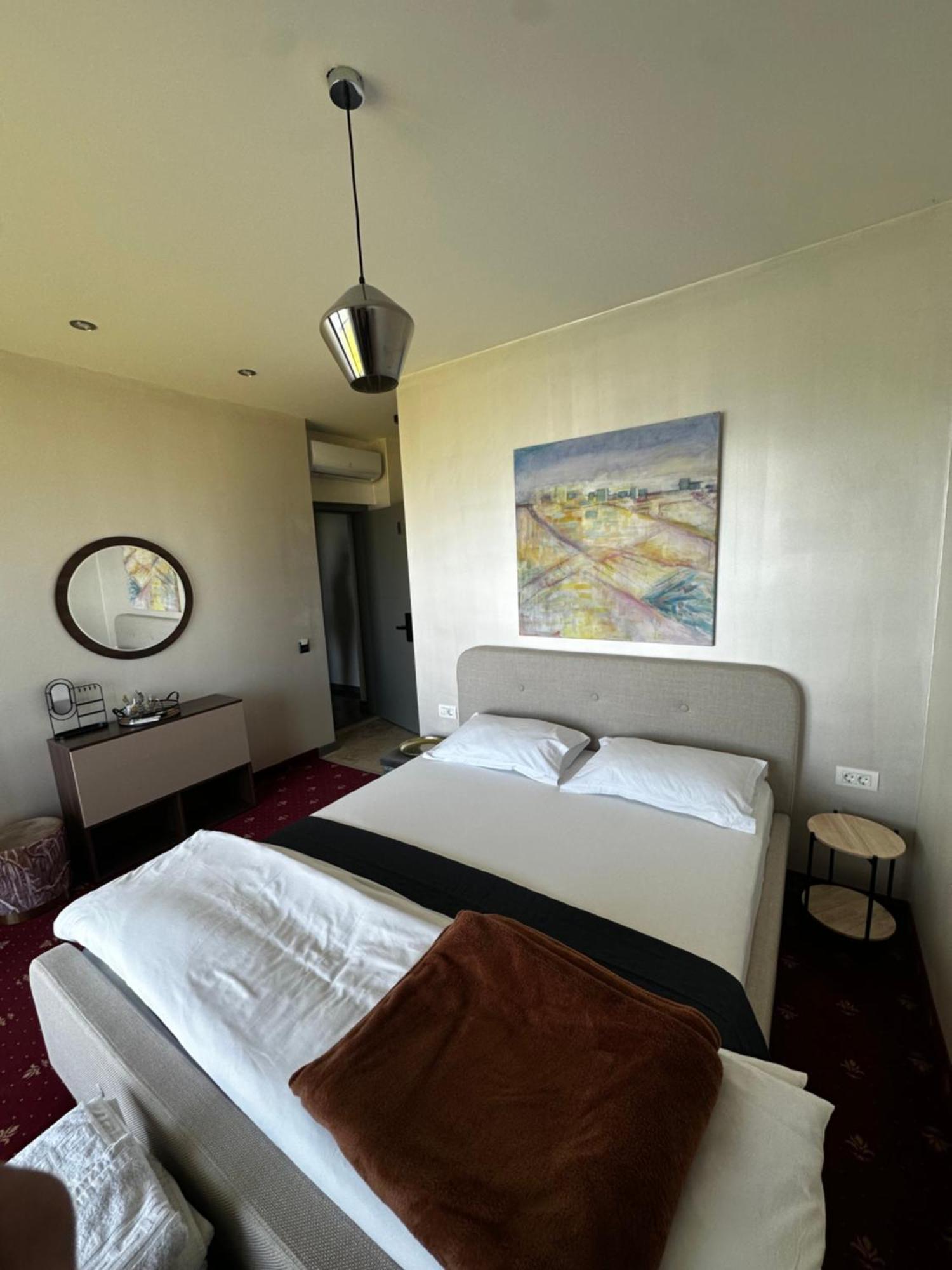 White Boutique Hotel- Eforie Nord Exteriör bild